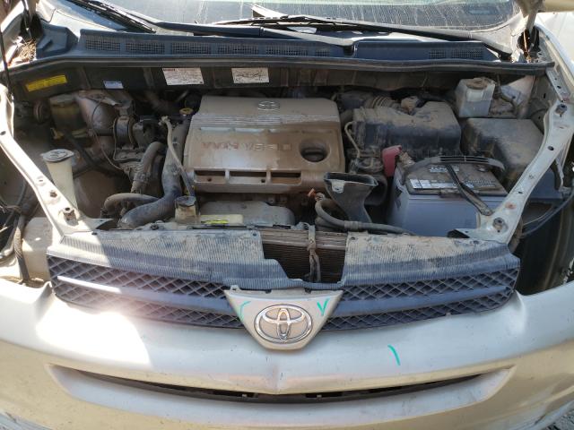 Photo 7 from auction – 2004 TOYOTA SIENNA XLE with VIN 5TDZA22CX4S005202