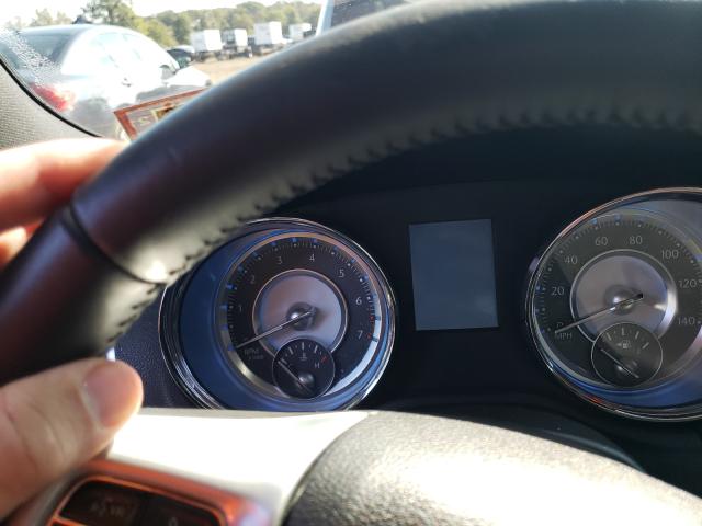 Photo 8 from auction – 2014 CHRYSLER 300 with VIN 2C3CCAAG7EH261672