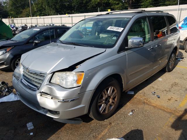 Photo 2 from auction – 2010 CHRYSLER TOWN & COU with VIN 2A4RR6DX1AR137487
