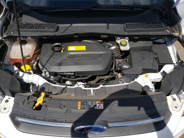 Photo 7 from auction – 2016 FORD ESCAPE SE with VIN 1FMCU0GX3GUB43401