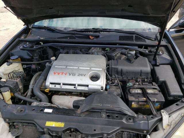 Photo 7 from auction – 2005 TOYOTA CAMRY LE with VIN 4T1BF30K35U614174