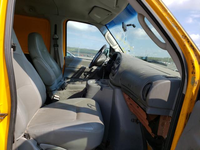 Photo 5 from auction – 2004 FORD ECONOLINE with VIN 1FTNE24L14HB29430
