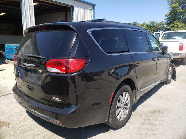 Photo 4 from auction – 2017 CHRYSLER PACIFICA T with VIN 2C4RC1BGXHR535255