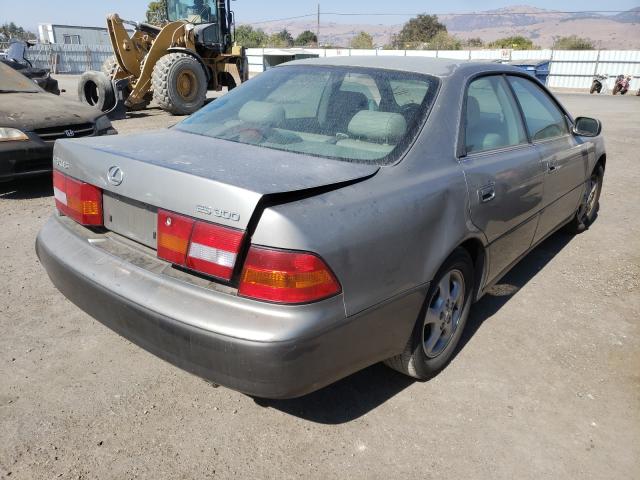 Photo 4 from auction – 1999 LEXUS ES 300 with VIN JT8BF28G7X5067016