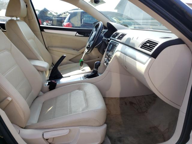 Photo 5 from auction – 2012 VOLKSWAGEN PASSAT SE with VIN 1VWBP7A36CC011557