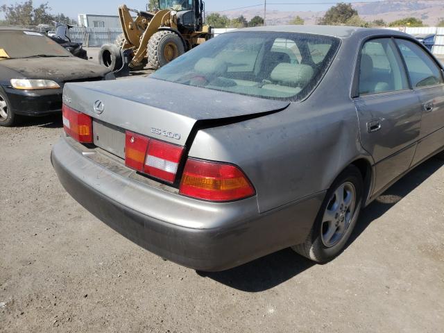 Photo 9 from auction – 1999 LEXUS ES 300 with VIN JT8BF28G7X5067016