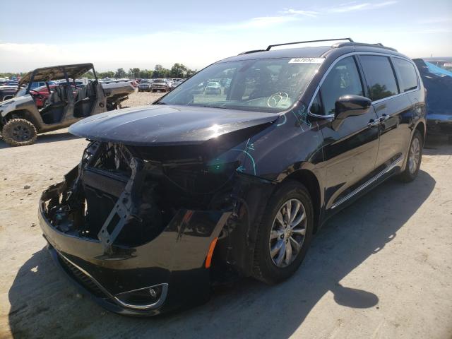 Photo 2 from auction – 2017 CHRYSLER PACIFICA T with VIN 2C4RC1BGXHR535255