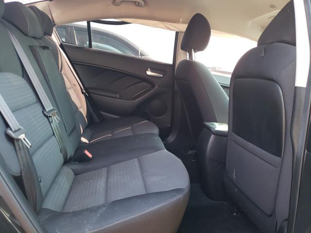 Photo 6 from auction – 2017 KIA FORTE LX with VIN 3KPFL4A79HE059426