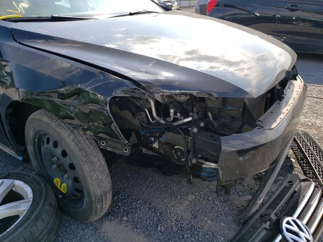 Photo 9 from auction – 2012 VOLKSWAGEN PASSAT SE with VIN 1VWBP7A36CC011557