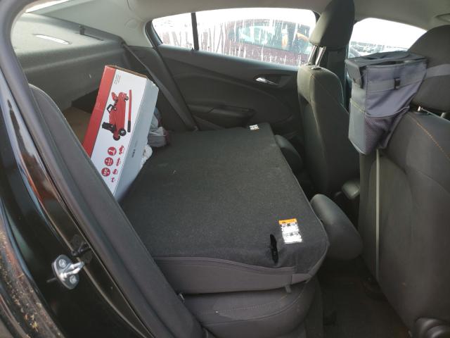 Photo 6 from auction – 2017 CHEVROLET CRUZE LS with VIN 1G1BC5SM0H7206427