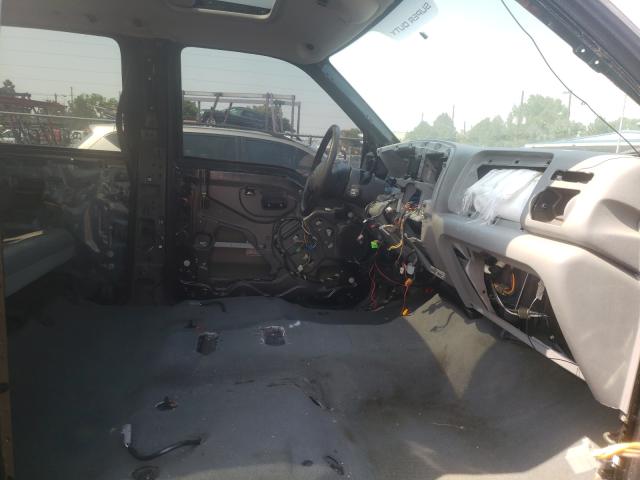 Photo 5 from auction – 2005 FORD F350 SUPER with VIN 1FTWW33P35ED04968