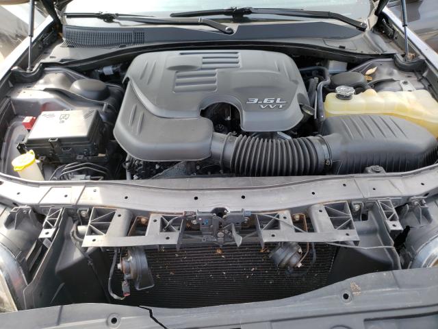 Photo 7 from auction – 2016 CHRYSLER 300 S with VIN 2C3CCABG7GH167597