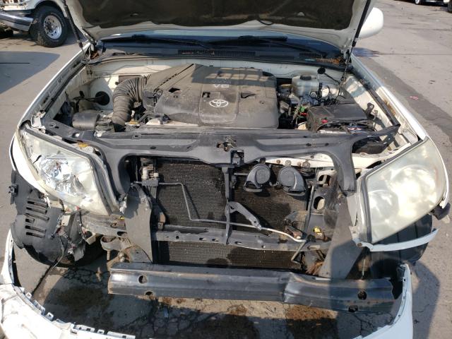 Photo 7 from auction – 2004 TOYOTA 4RUNNER LI with VIN JTEBU17R040042032