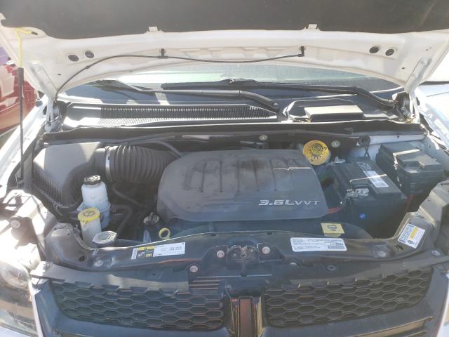 Photo 7 from auction – 2017 DODGE GRAND CARA with VIN 2C4RDGBG3HR586578