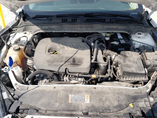 Photo 7 from auction – 2016 FORD FUSION SE with VIN 3FA6P0HD8GR219172