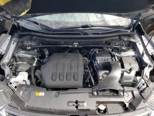 Photo 7 from auction – 2019 MITSUBISHI ECLIPSE CR with VIN JA4AT4AA4KZ045803