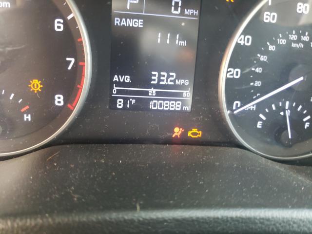 Photo 8 from auction – 2017 HYUNDAI ELANTRA SE with VIN 5NPD74LF0HH094402