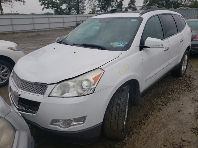 Photo 2 from auction – 2009 CHEVROLET TRAVERSE L with VIN 1GNEV33D19S102701