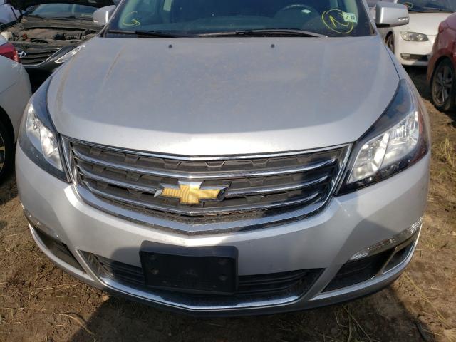 Photo 9 from auction – 2017 CHEVROLET TRAVERSE L with VIN 1GNKVGKD2HJ142513