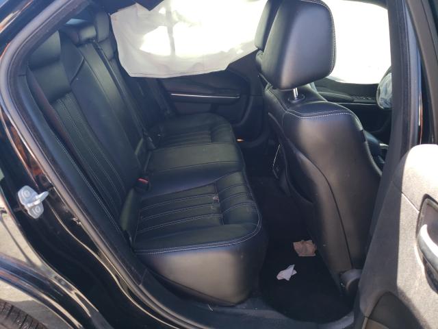 Photo 6 from auction – 2018 CHRYSLER 300 S with VIN 2C3CCABG7JH285608
