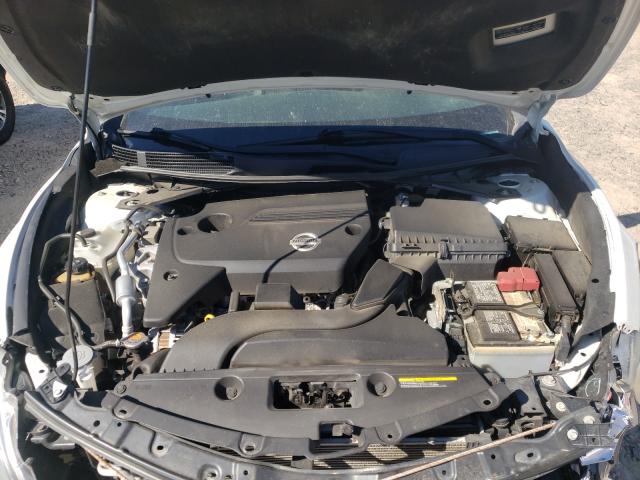 Photo 7 from auction – 2014 NISSAN ALTIMA 2.5 with VIN 1N4AL3AP3EN250650