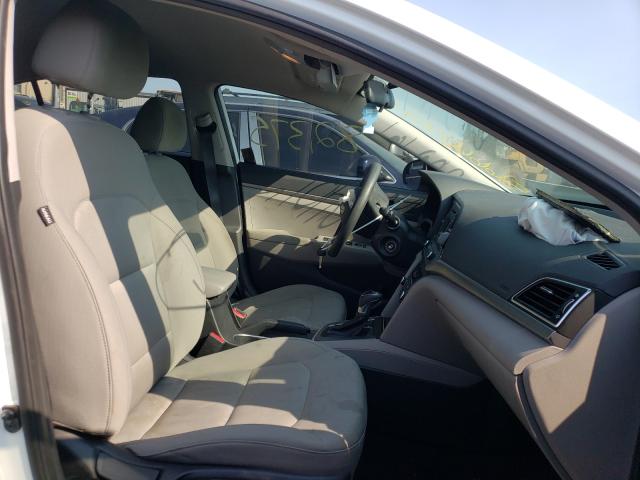 Photo 5 from auction – 2017 HYUNDAI ELANTRA SE with VIN 5NPD74LF2HH199684