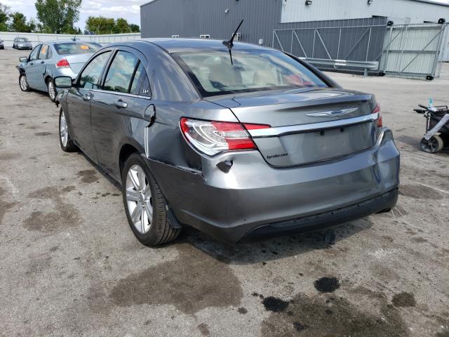 Photo 3 from auction – 2013 CHRYSLER 200 LX with VIN 1C3CCBAB3DN647585