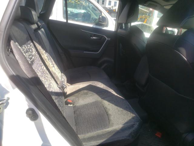 Photo 6 from auction – 2020 TOYOTA RAV4 XSE with VIN JTMEWRFV3LD525854