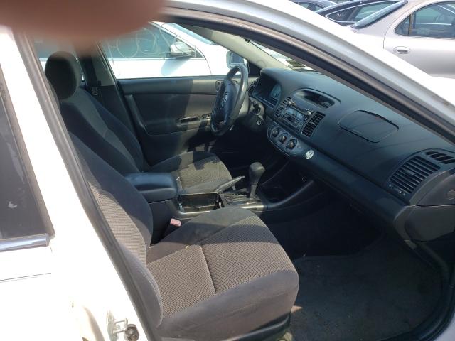 Photo 6 from auction – 2004 TOYOTA CAMRY with VIN 4T1BA32K54U500686