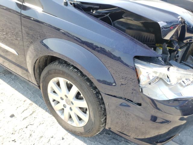 Photo 10 from auction – 2014 CHRYSLER TOWN & COU with VIN 2C4RC1BG3ER237030