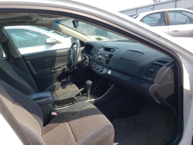 Photo 5 from auction – 2004 TOYOTA CAMRY with VIN 4T1BA32K54U500686