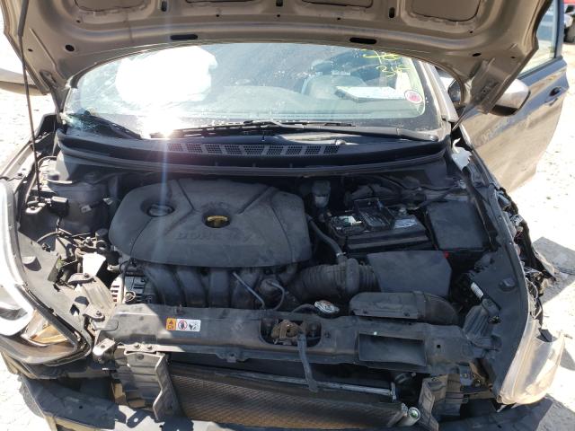 Photo 7 from auction – 2016 HYUNDAI ELANTRA SE with VIN 5NPDH4AE0GH786410