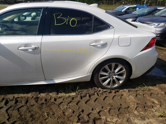 Photo 9 from auction – 2016 LEXUS IS 300 with VIN JTHCM1D28G5010578