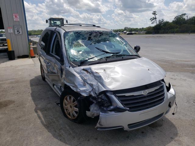 CHRYSLER TOWN & COU 2007 with VIN 2A4GP54L47R167614 - Photo from auction