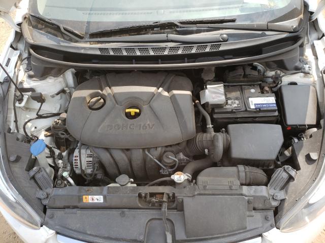 Photo 7 from auction – 2016 HYUNDAI ELANTRA SE with VIN 5NPDH4AE8GH741618