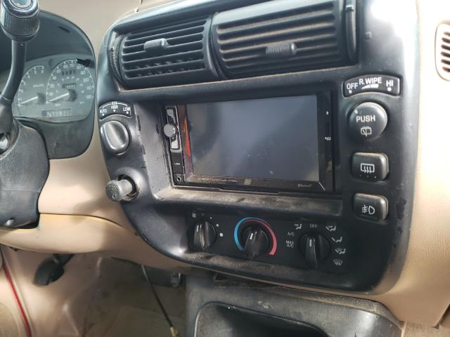 Photo 9 from auction – 1998 FORD EXPLORER with VIN 1FMYU24E2WUD22001
