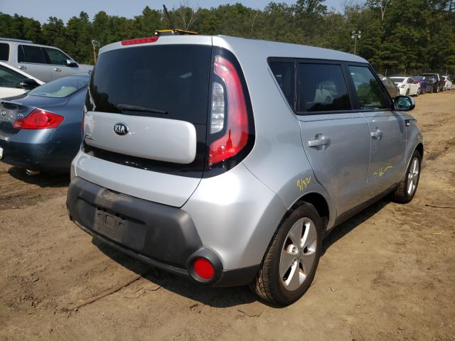 Foto 4 de la subasta – 2014 KIA SOUL con VIN KNDJN2A28E7707914