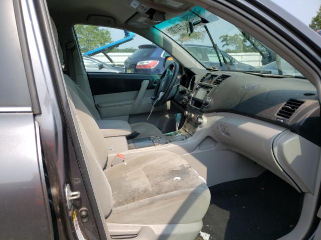 Photo 5 from auction – 2013 TOYOTA HIGHLANDER with VIN 5TDBK3EH7DS183242