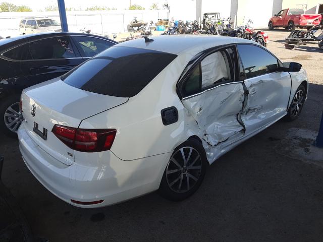 Photo 4 from auction – 2017 VOLKSWAGEN JETTA SE with VIN 3VWDB7AJ4HM336297