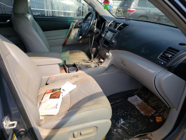 Photo 5 from auction – 2013 TOYOTA HIGHLANDER with VIN 5TDDK3EH8DS249001
