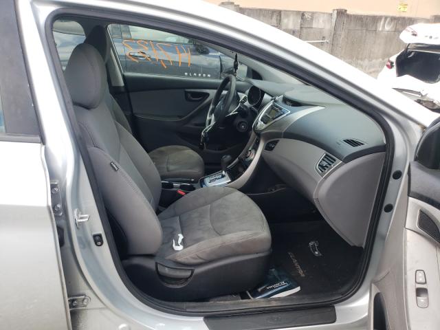 Photo 5 from auction – 2012 HYUNDAI ELANTRA with VIN 5NPDH4AE8CH076777