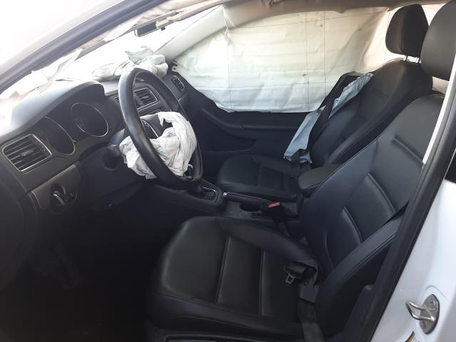 Photo 5 from auction – 2017 VOLKSWAGEN JETTA SE with VIN 3VWDB7AJ4HM336297