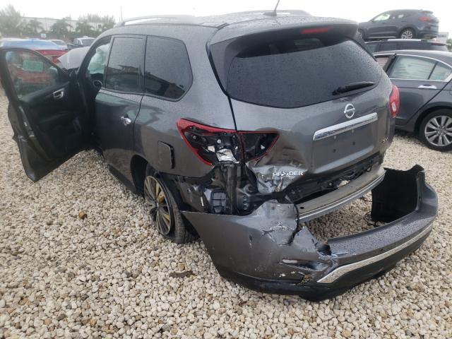 Photo 3 from auction – 2017 NISSAN PATHFINDER with VIN 5N1DR2MN1HC645884