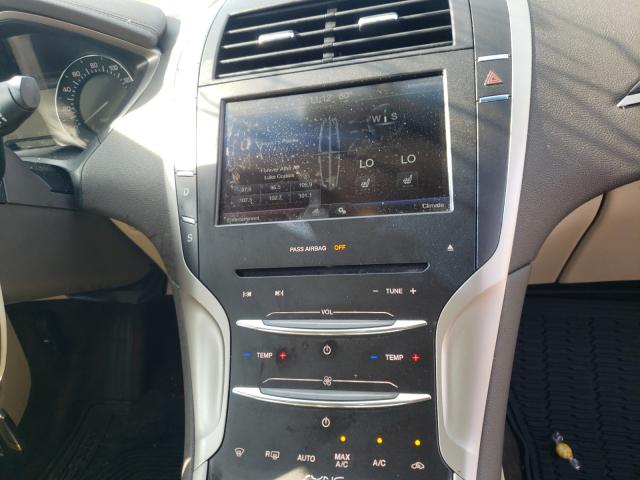 Photo 9 from auction – 2016 LINCOLN MKZ with VIN 3LN6L2J94GR618759
