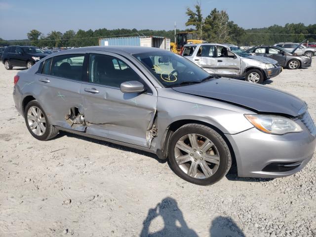 Photo 9 from auction – 2013 CHRYSLER 200 TOURIN with VIN 1C3CCBBB6DN598395