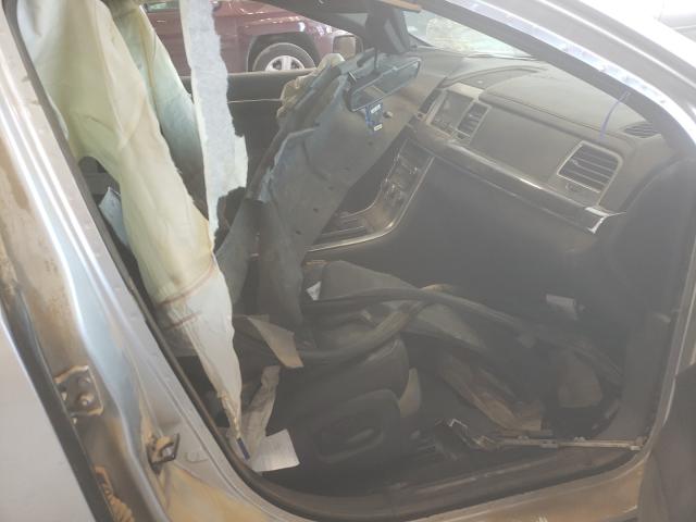 Photo 5 from auction – 2010 LINCOLN MKS with VIN 1LNHL9DR0AG610895