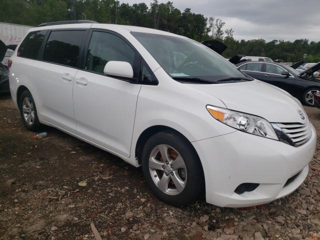 TOYOTA SIENNA LE 2017 with VIN 5TDKZ3DC4HS880942 - Photo from auction