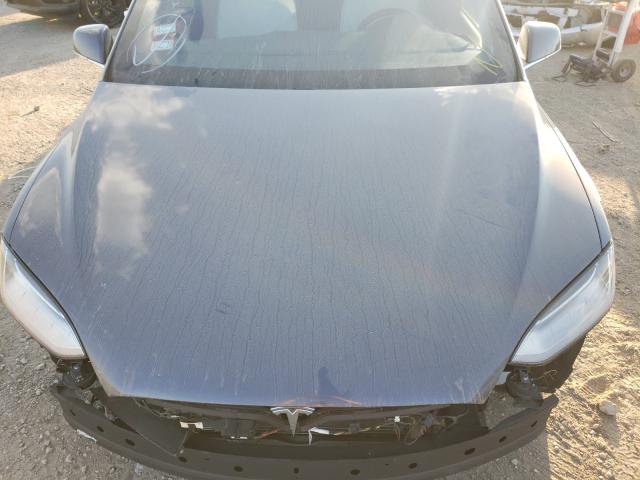 Photo 7 from auction – 2016 TESLA MODEL X with VIN 5YJXCBE21GF013007