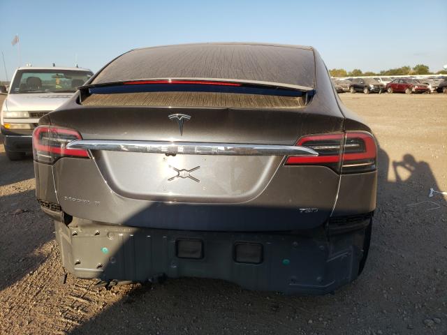 Photo 9 from auction – 2016 TESLA MODEL X with VIN 5YJXCBE21GF013007