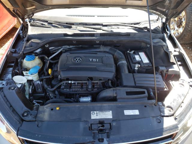 Photo 7 from auction – 2016 VOLKSWAGEN JETTA with VIN 3VWL17AJ5GM205618